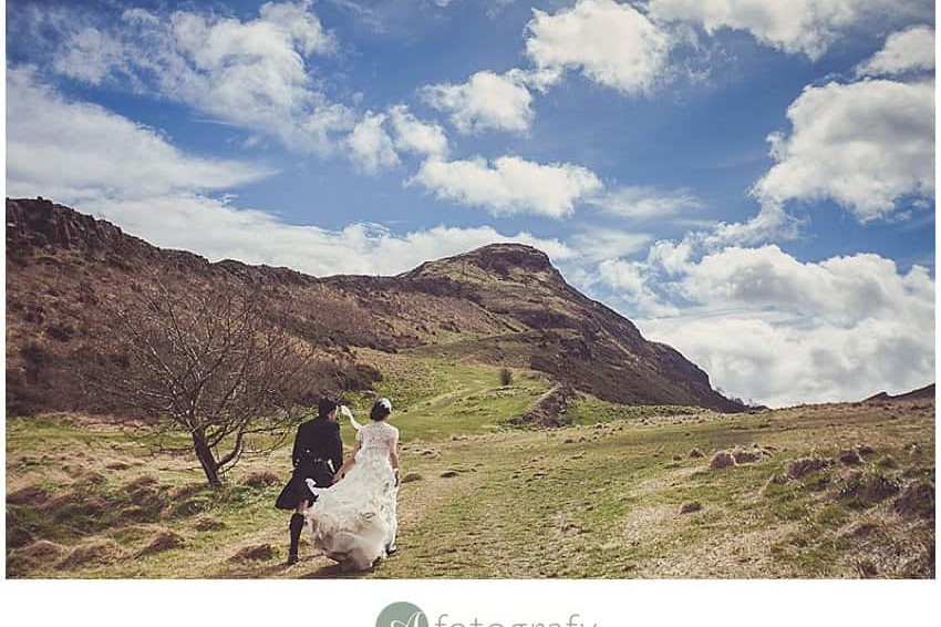 Edinburgh wedding photographer | Wursters part 2 11