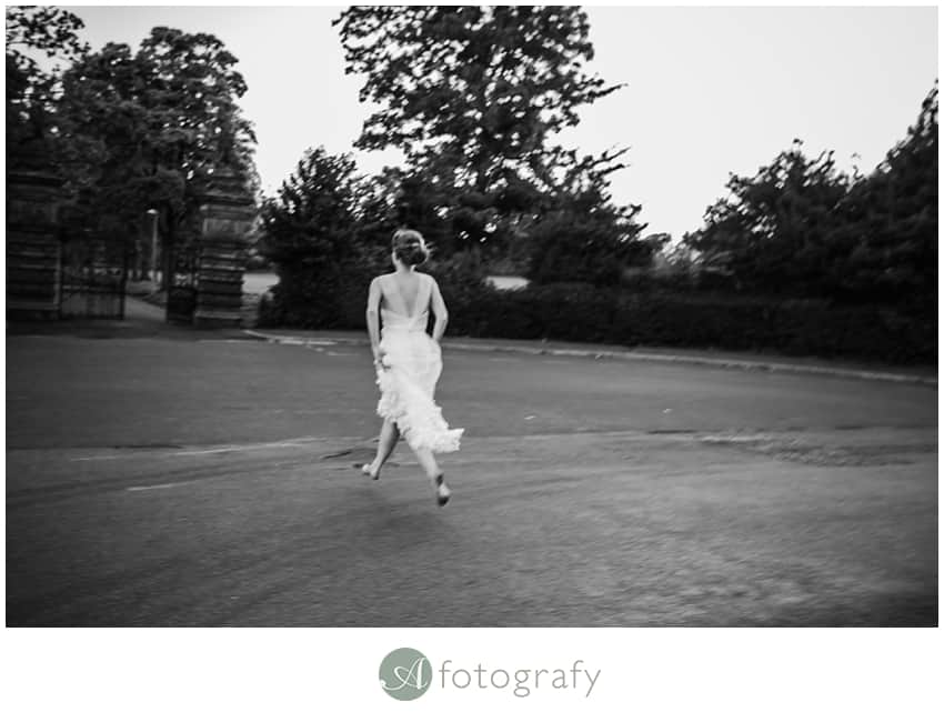 Edinburgh botanic gardens wedding photography-42