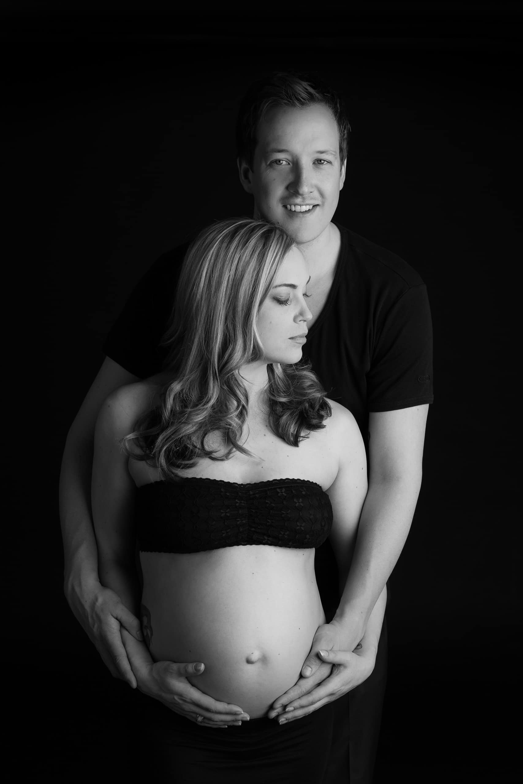 Maternity mini photo shoot explained. 11