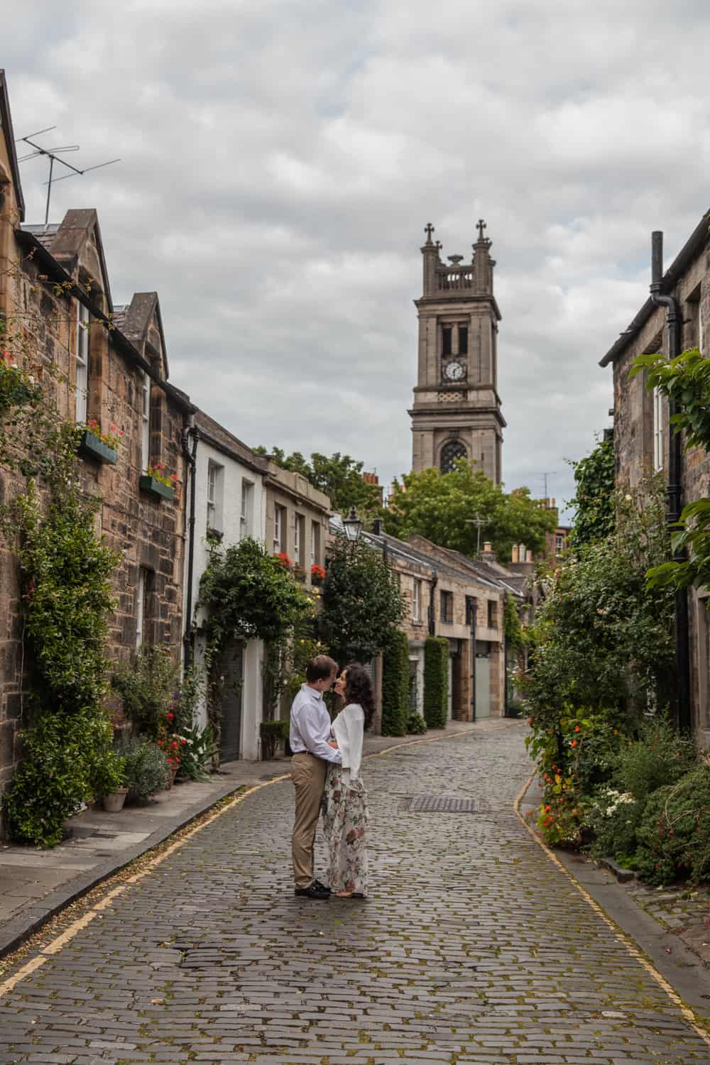 Top romantic places to propose in Edinburgh. 62