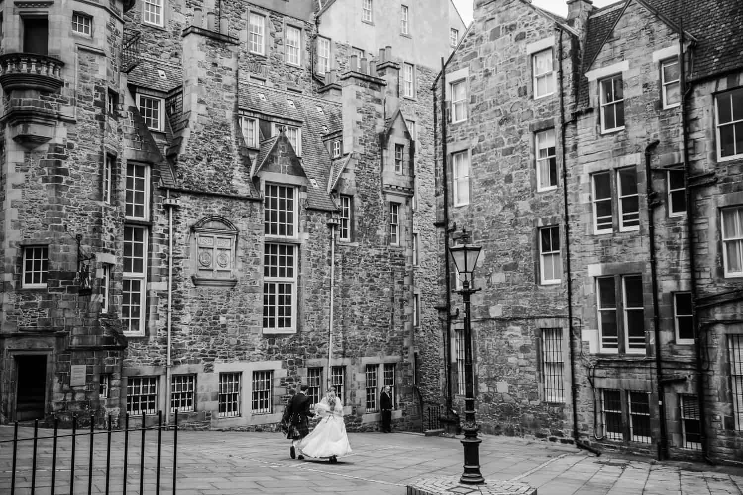 Top romantic places to propose in Edinburgh. 52