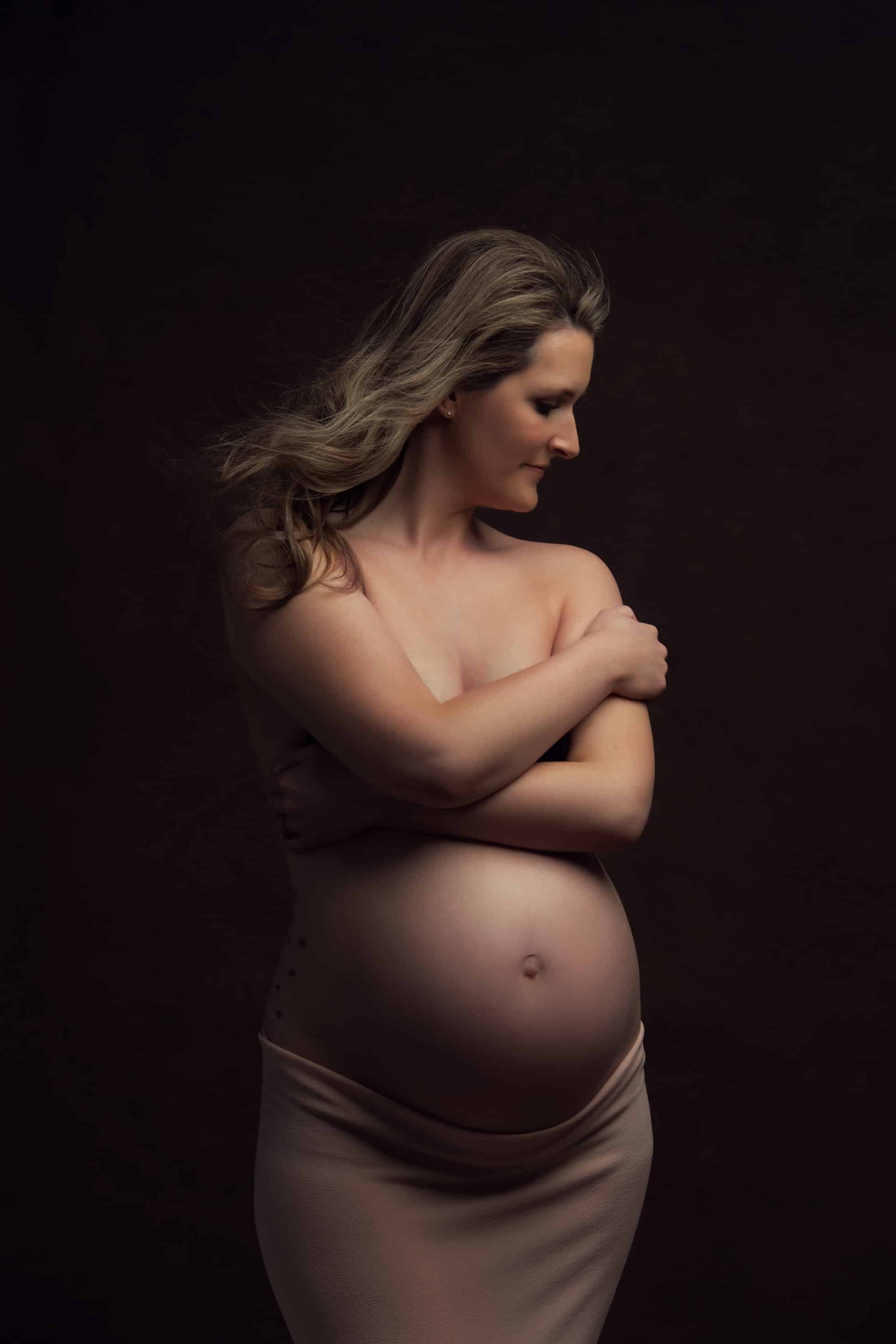 pregnancy photo shoot in Edinburgh