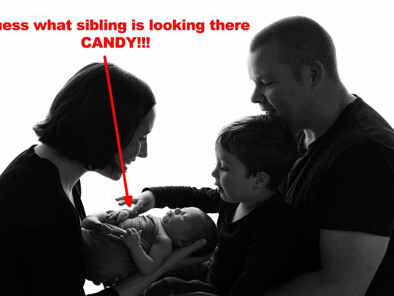 how-to-do-newborn-and-sibling-photos-with-candy 30