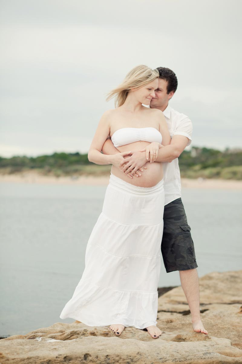7 Outdoor maternity photoshoot planning tips. 13
