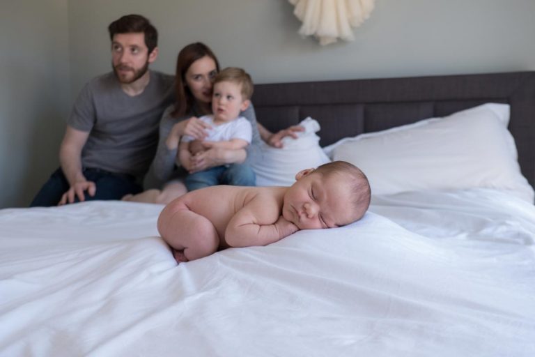Lifestyle Newborn Photography Tips Guide 61
