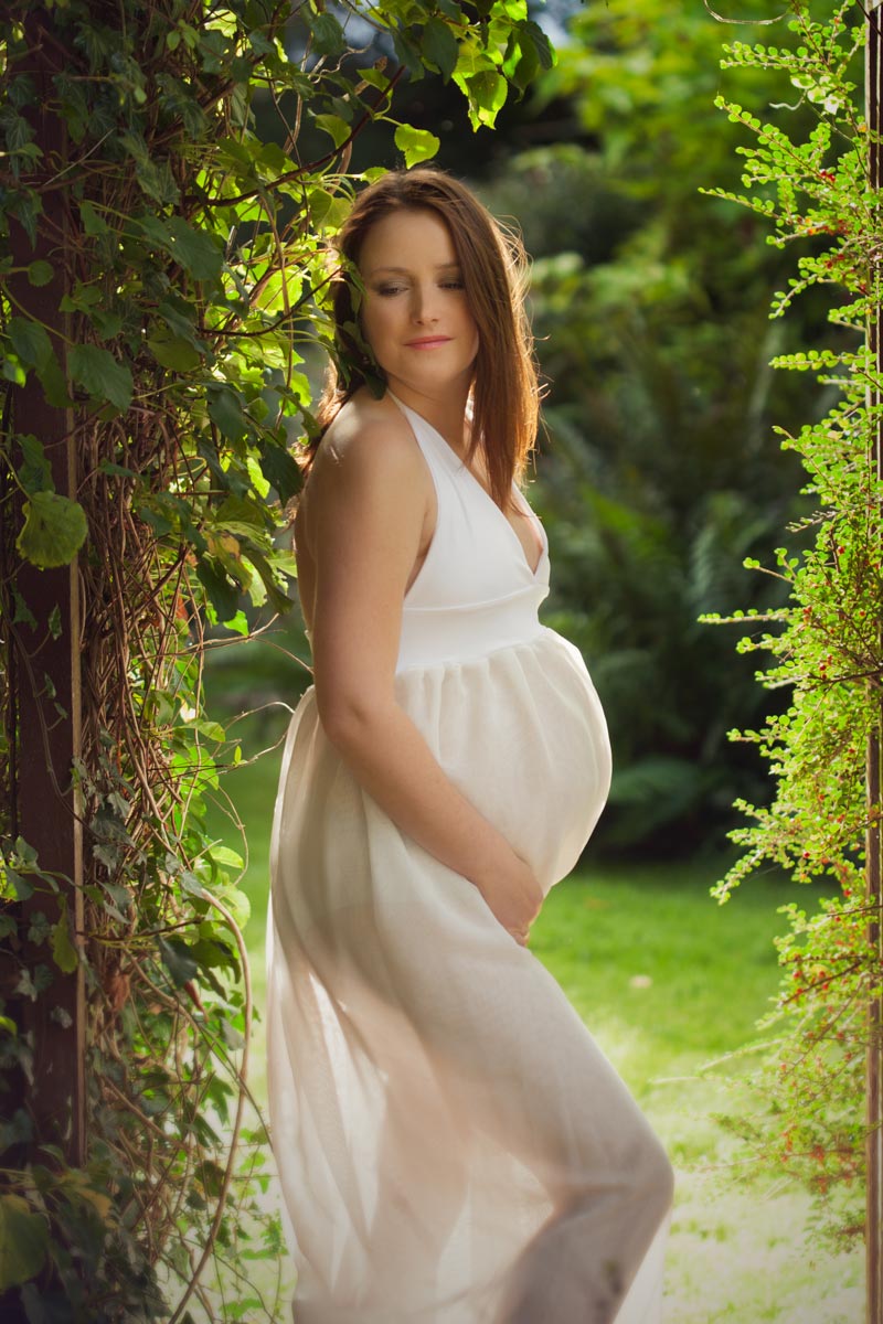 What to wear for a maternity photoshoot 3