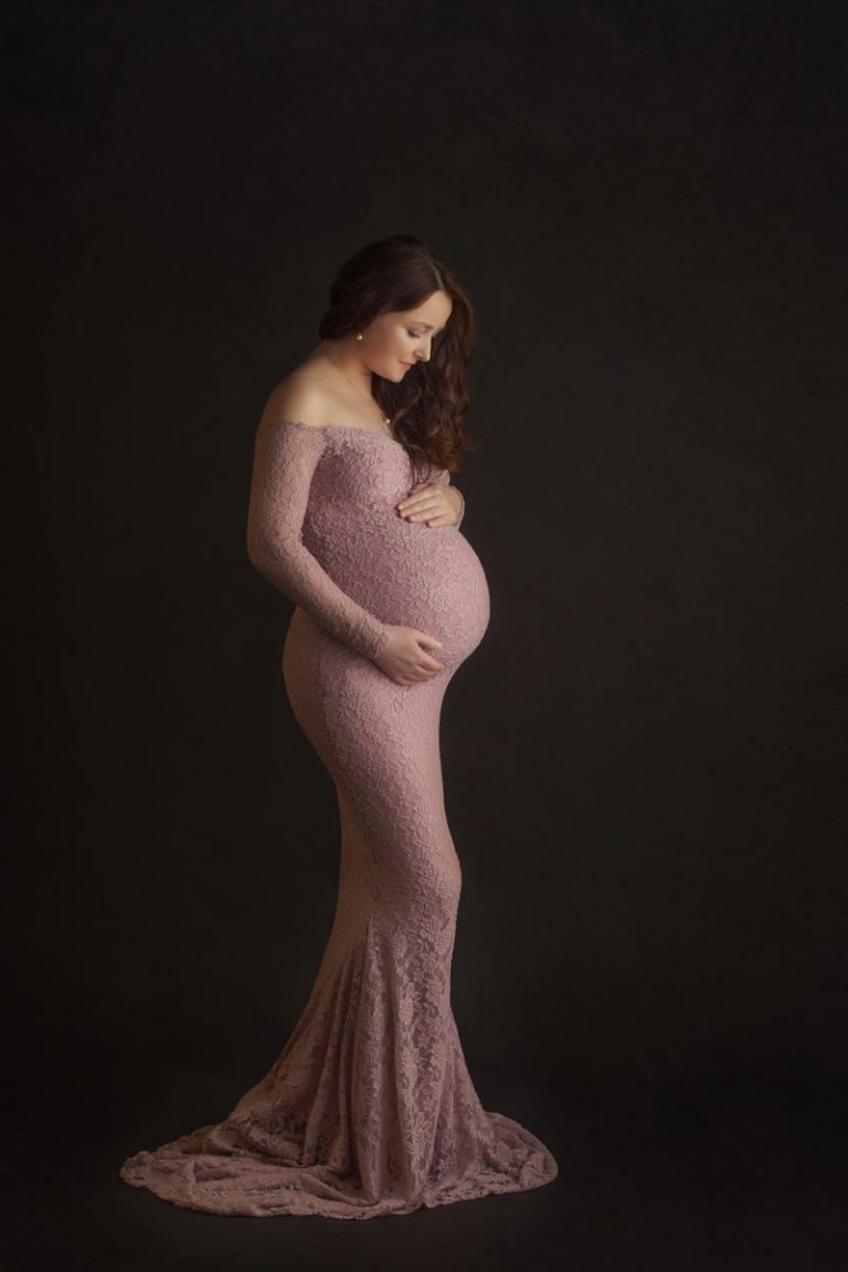 What to wear for a maternity photoshoot 11
